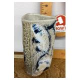 Heidi Elliott studio pottery vase
