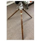 Swing Tilt tripod