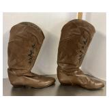 Italian leather cowboy boots Size 7-7.5