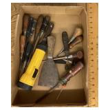 Flat of hand tools