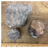 3 quartz geodes from Keokuk, Iowa