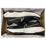 Men's Nike ZoomX Invincible running shoes Size 14