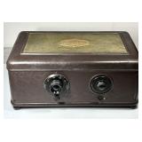 Atwater Kent tabletop tube radio receiver AK46