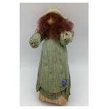 Vintage crï¿½pe paper folk art doll