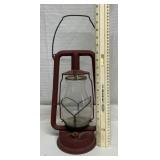 Red Dietz oil lantern