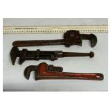 3 adjustable pipe wrenches