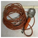 Extension cord with drop light --works