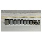 11 Craftsman 1/2' drive 12 point sockets