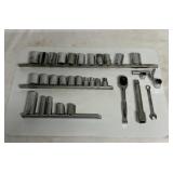 Crescent-28 sockets, ratchet, extension, wrench