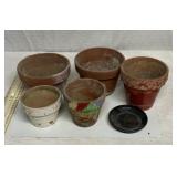 Clay flower pots