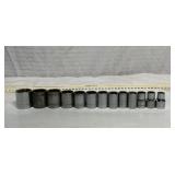 13 Craftsman 1/2' drive 12 point sockets