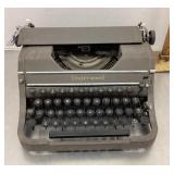 Vintage Underwood manual typewriter