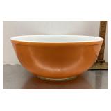 Pyrex mixing bowl 404