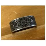 Stainless steel etched menï¿½s ring size 12