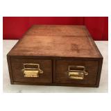 Vintage 2-drawer wood card file