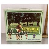 Breyer Clydesdale mare & foal stable