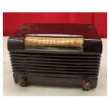 Vintage Airline Bakelite radio