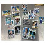 18 Hall of Fame/Rookie baseball cards