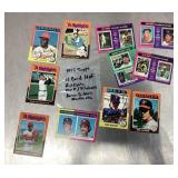 Group of 1975 Topps baseball cards
