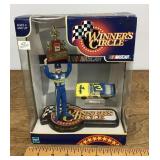 Winnerï¿½s Circle 1987 Dale Earnhardt figure