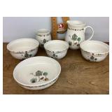 7 pieces of Thomson Pottery with matching plates