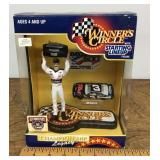 Winnerï¿½s Circle 1998 Dale Earnhardt figure