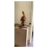 Fishing poles & seaside decor