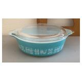 Pyrex Amish Butterprint 1 pt. casserole with lid