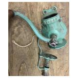Arcade meat grinder