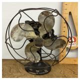 Vintage Emerson electric table fan --works