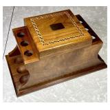 Humidor pipe stand with inlaid lid