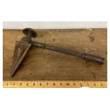 Mueller ratcheting pipe reamer