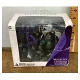 Injustice Catwomen VS Doomsday figures