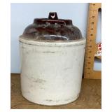 Stoneware crock with lid