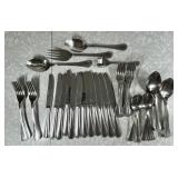 61 piece set of Cuisinart stainless flatware