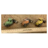 3 vintage Tootsietoy trucks