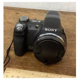 Sony 7.2mp digital camera DSC-H5