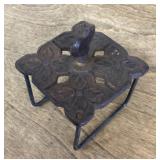 Vintage embroidery clamp