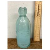 Blob top soda bottle