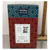 Enesco Disney 'Sharing Memories' figure