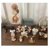 Clean up lot of small figurines and home decor