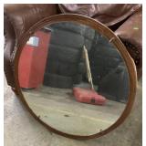 31" round mirror