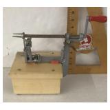 Pampered Chef apple peeler