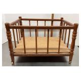Vintage play pen
