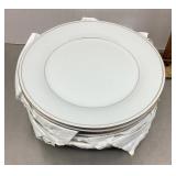 8 china dinner plates