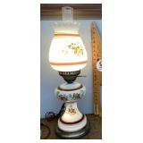 Antique style glass table lamp --works