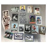 Assorted baseball cards