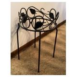 14' metal plant stand