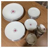 Set of Flintridge china