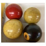 4 pool balls
